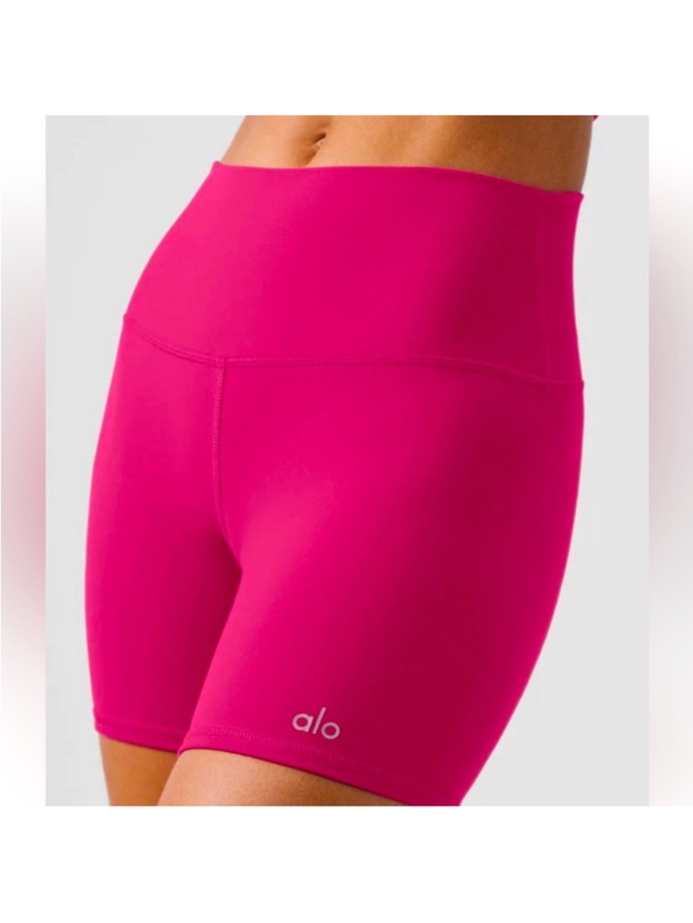 ALO ✨ High-Rise Hot Pink Bike Shorts ✨ Size Medium